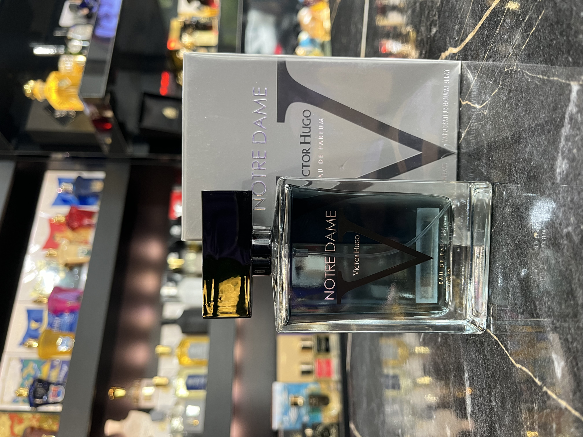 تصویر از Victor Hugo Noter Dame For Men EDP ویکتور هوگو نوتردام مردانه ادوپرفیوم عطری مردانه و خاص