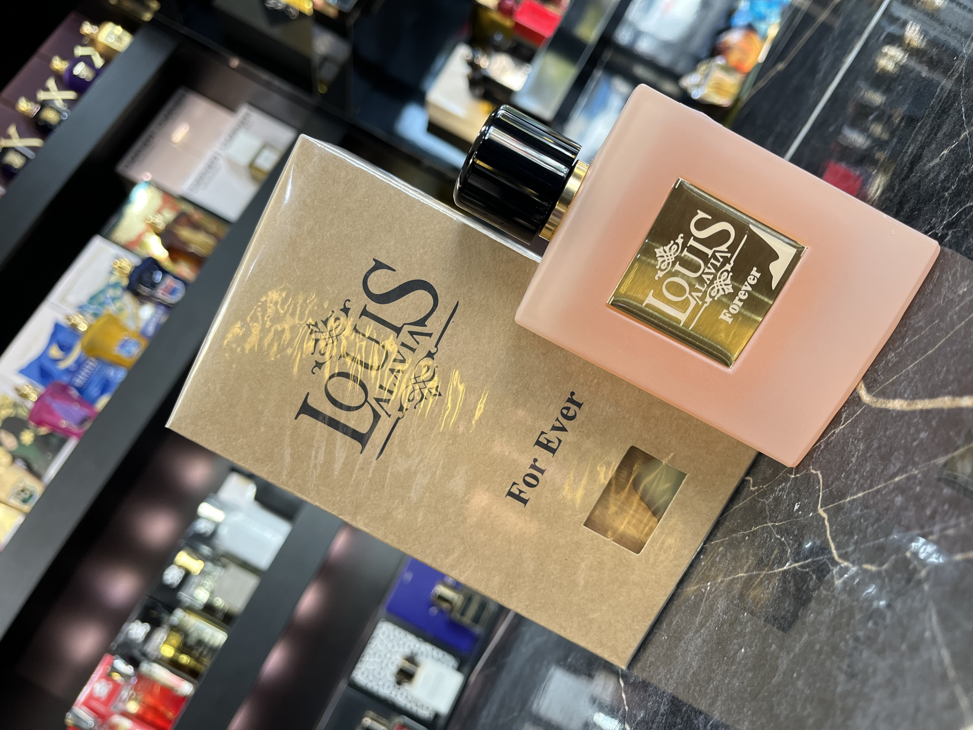 تصویر از عطر ادکلن لویز آلاویا فوراور مخصوص بانوان ادوپرفیوم Louis Alavia Forever For Women  EDP